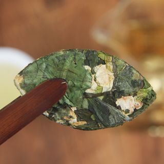 Wholesale 500g Jasmine Ancient Tree White Tea Mini Cake | Bustan.store